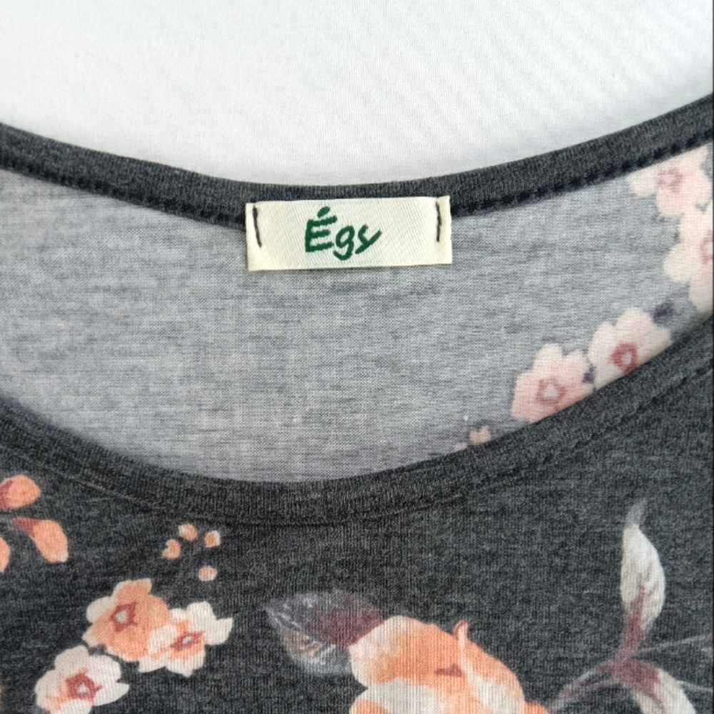 Egy Womens Dress. - Picture 9 of 11